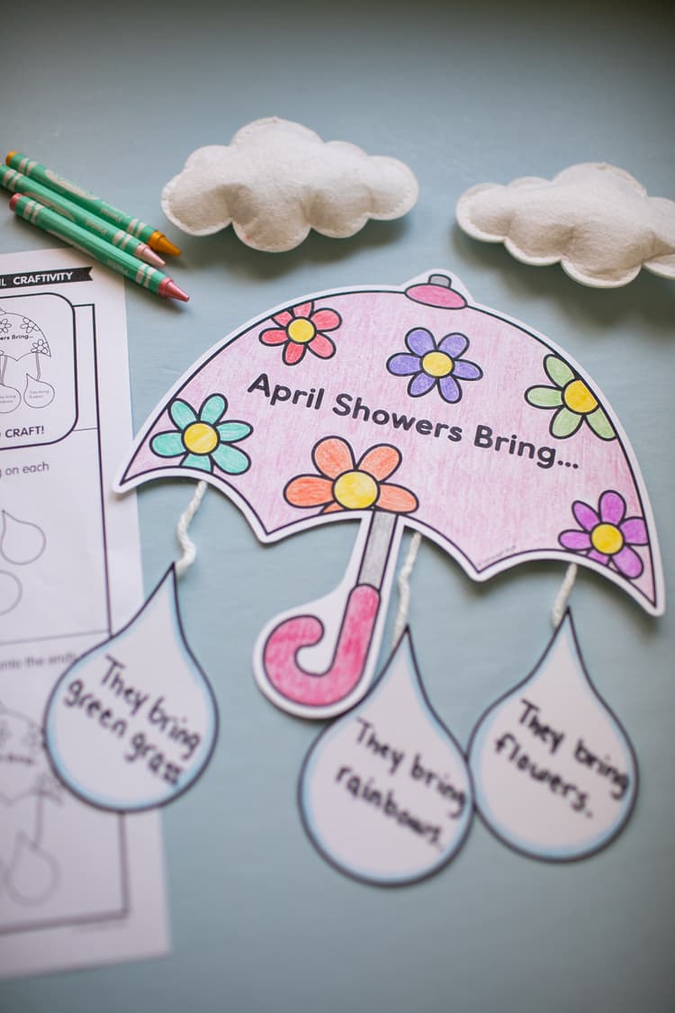 No-Prep Kids Classroom Crafts!