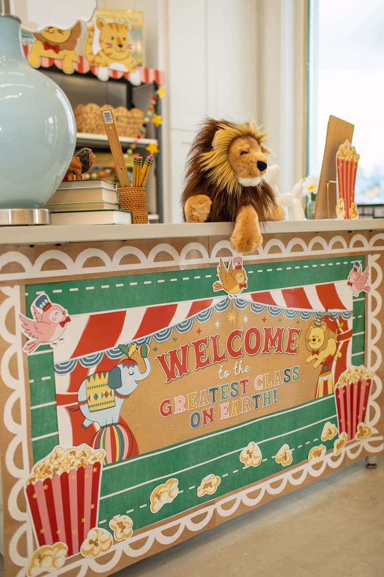 Kraft Paper Banner!